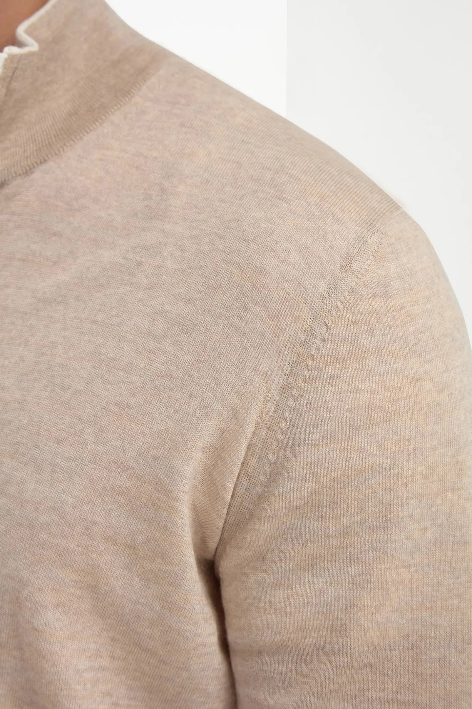 taupe_tasmanian_wool_full_5.webp Taupe Tasmanian wool full zip cardigan - Made in Italy