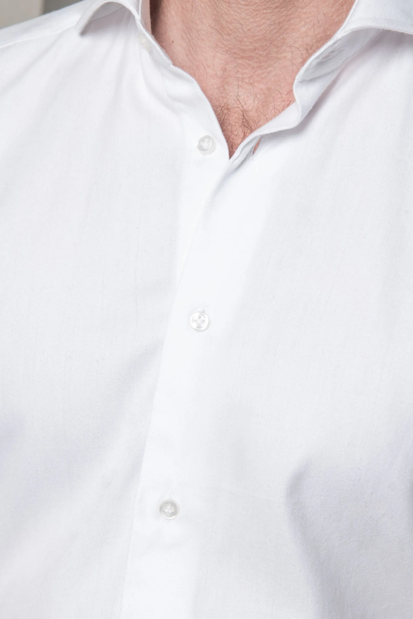 white_herringbone_cotton__1.webp White herringbone cotton and Tencel™ shirt - Made In Italy