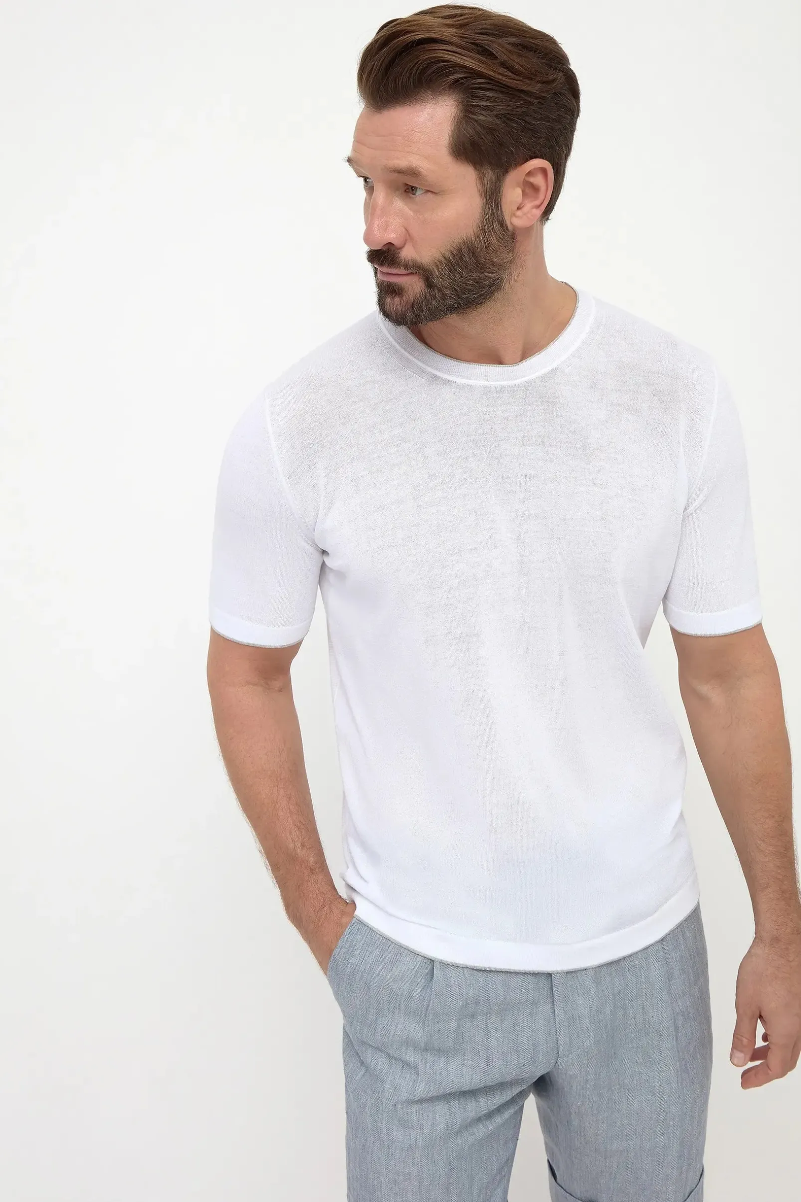 white_knitted_tshirt__mad_4.webp White knitted t-shirt - Made in Italy