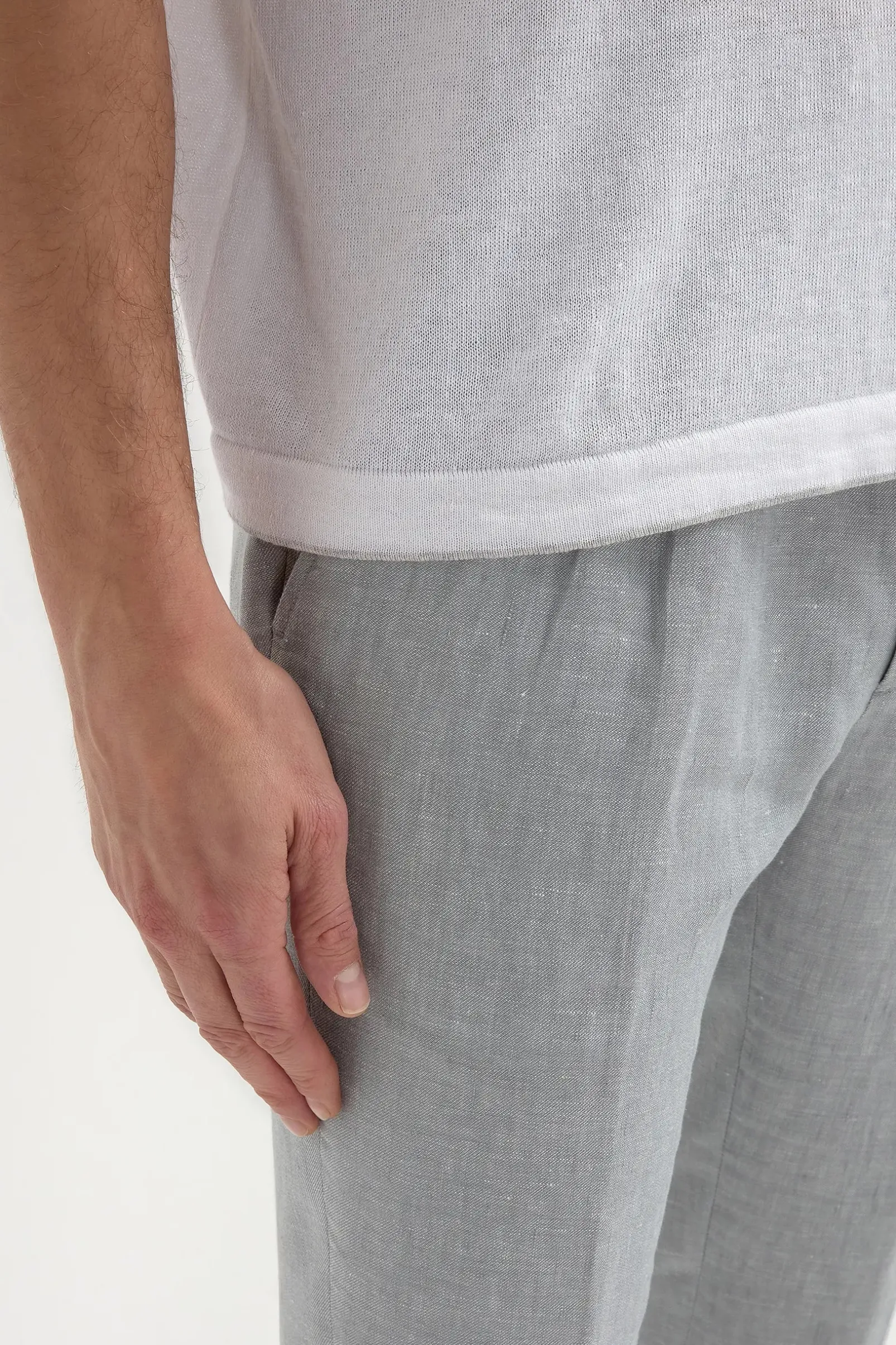 white_linen_tshirt__made__1.webp White linen t-shirt - Made in Italy