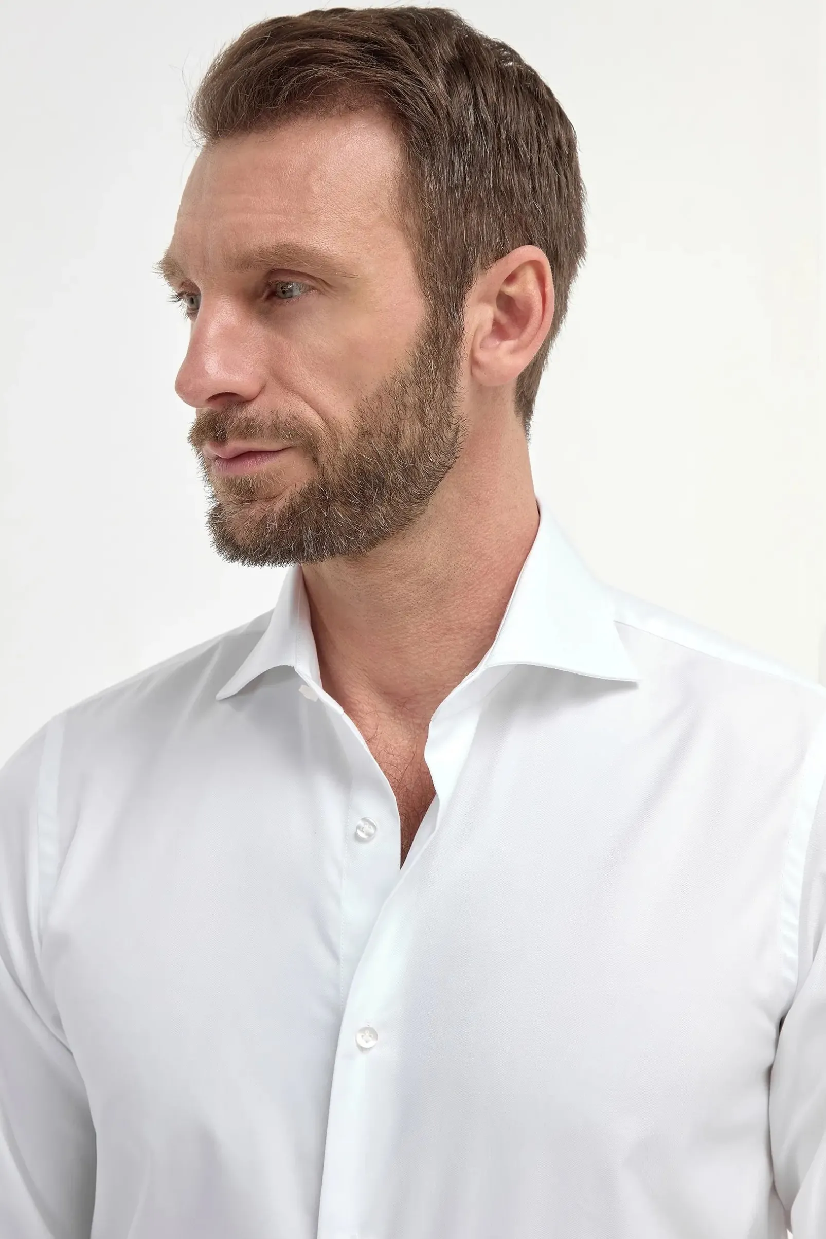 white_shirt_with_double_c_3.webp White Shirt with double cuff - Made In Italy